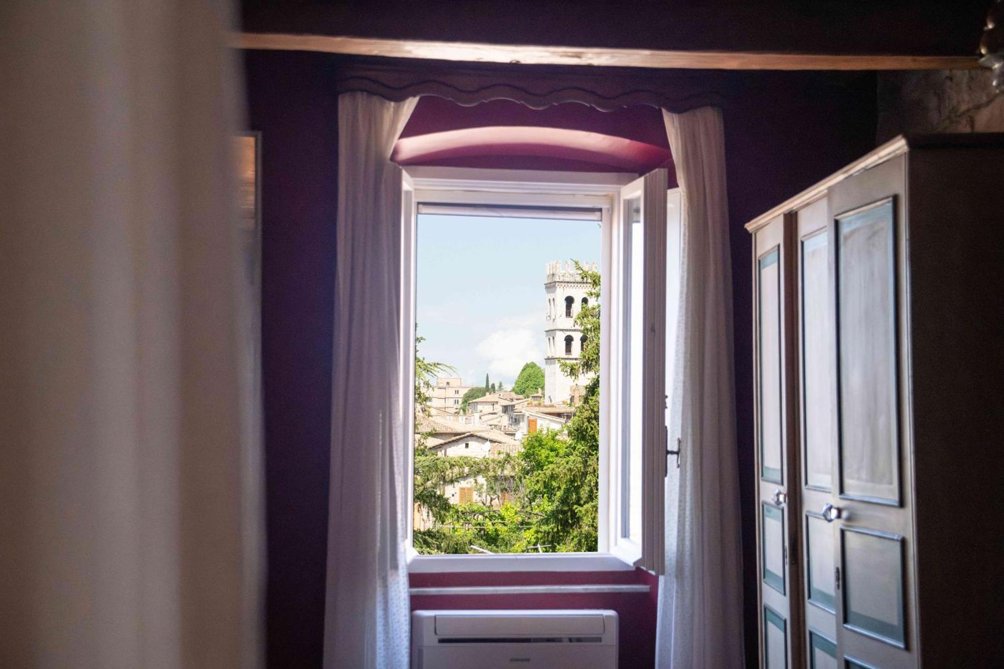 Hotel La Viola Di Asyż Zewnętrze zdjęcie